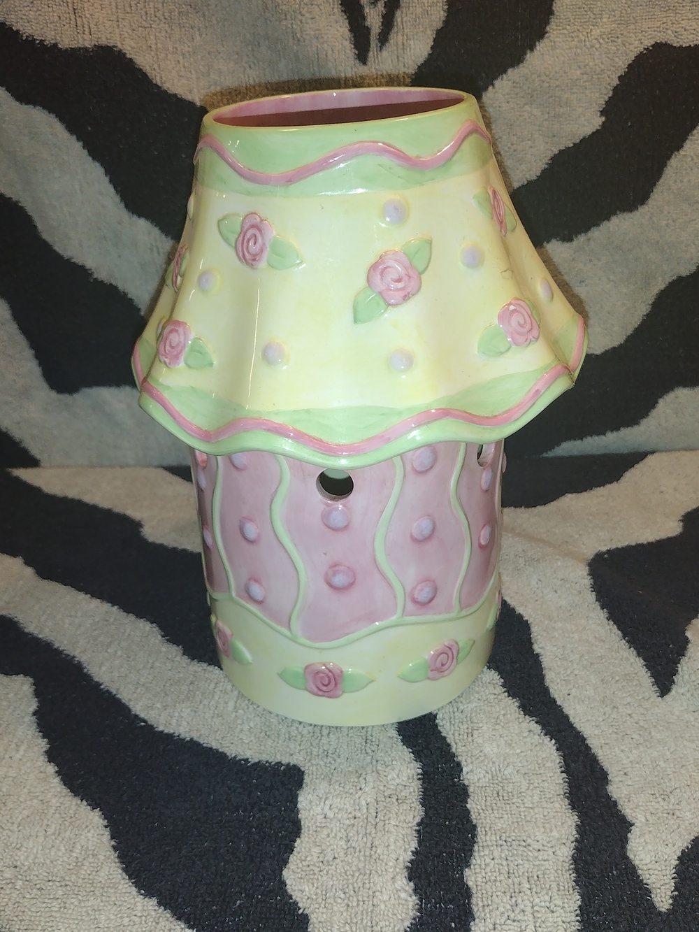 Pastel Floral Ceramic Accent Candle Lamp - Pink ,Cream And Mint